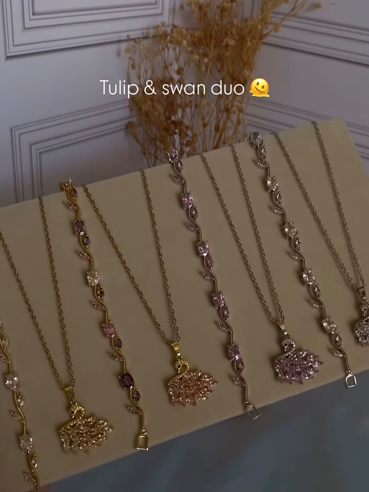 Swan & Tulip Duo | Necklace & Bracelet Gift Set