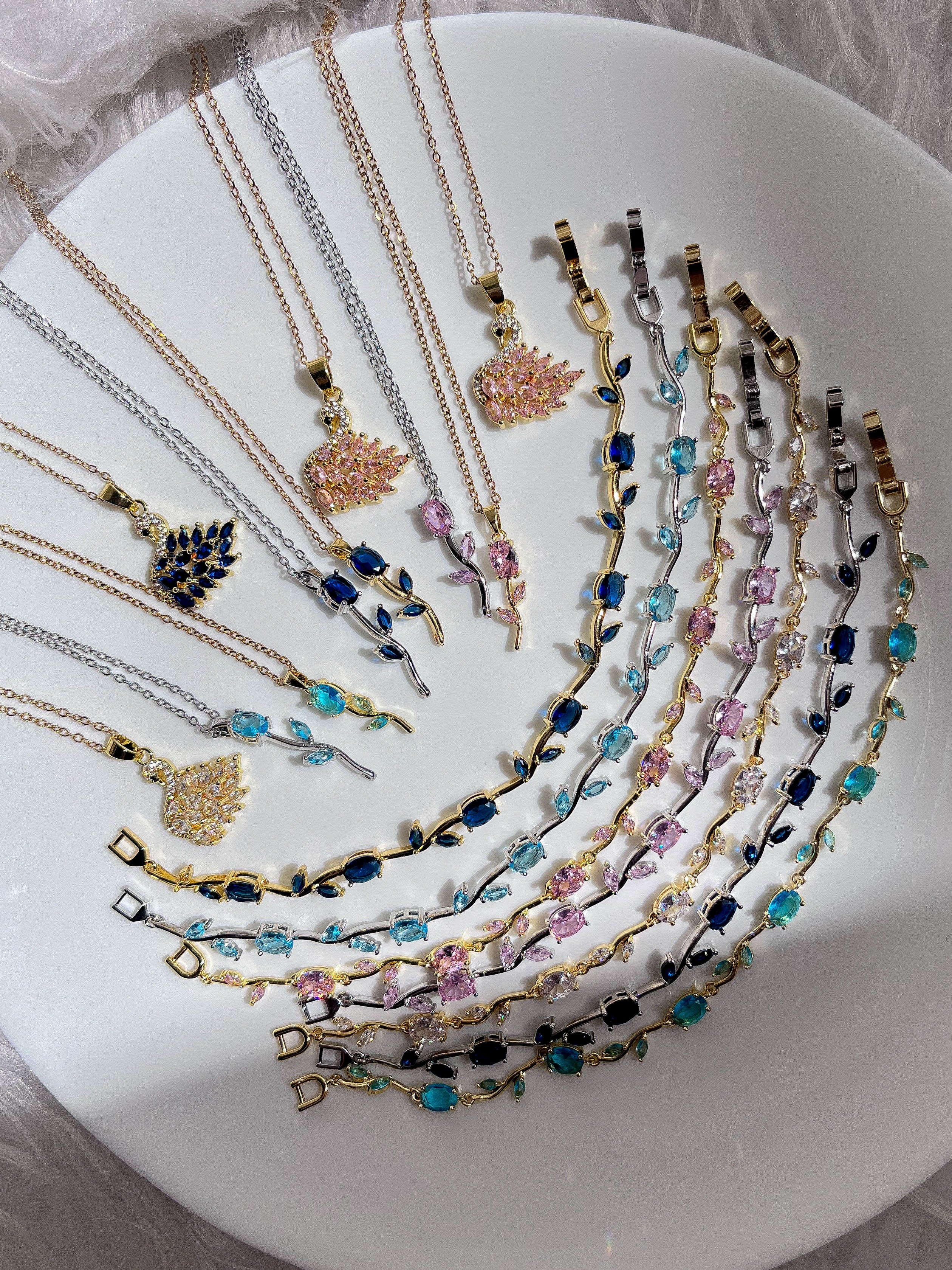 Swan Necklace