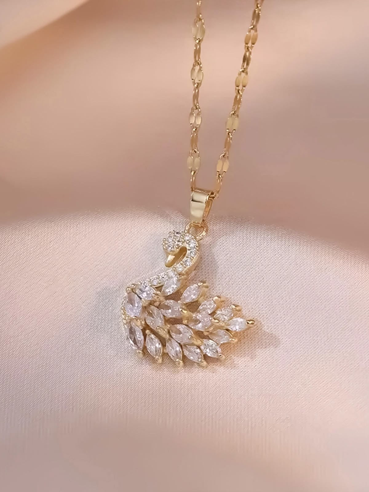 Swan Necklace