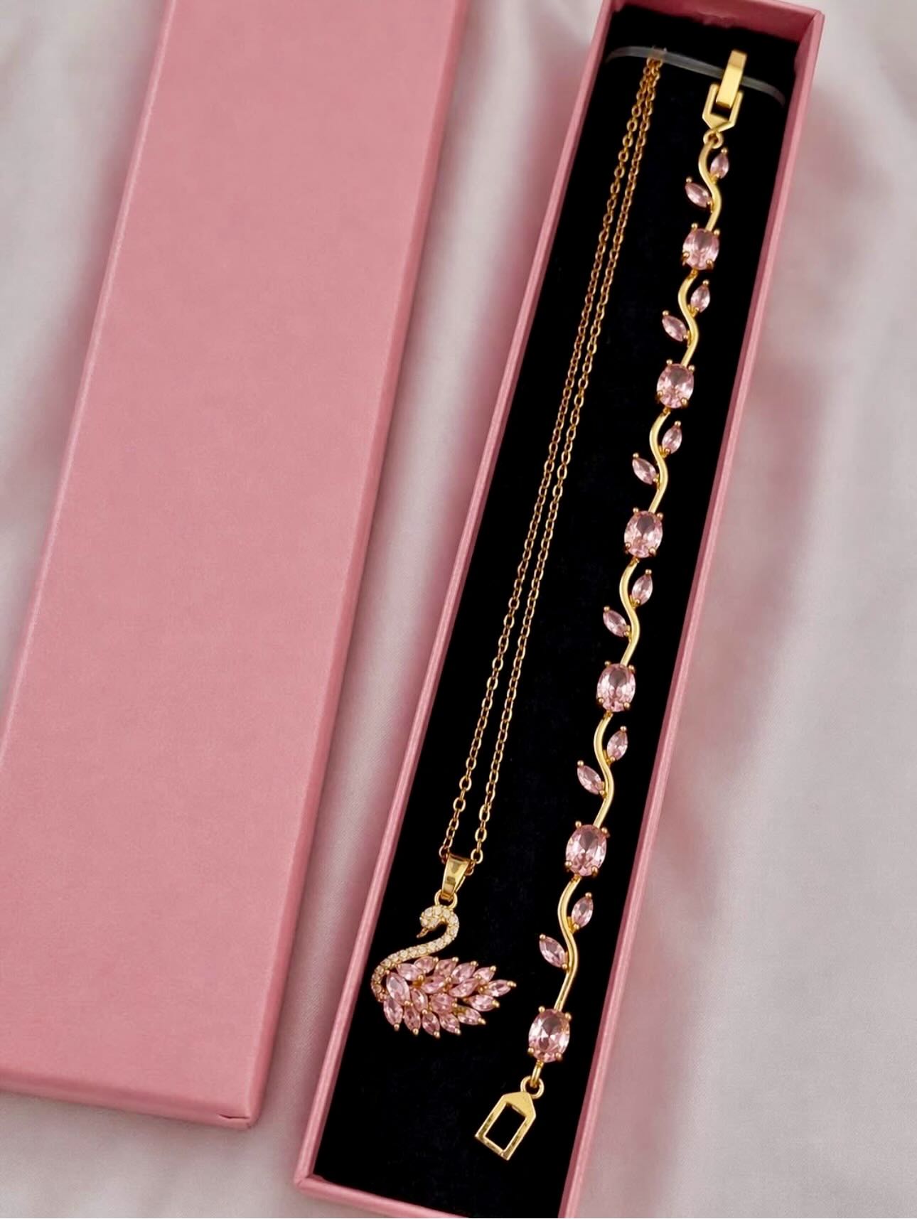 Swan & Tulip Duo | Necklace & Bracelet Gift Set